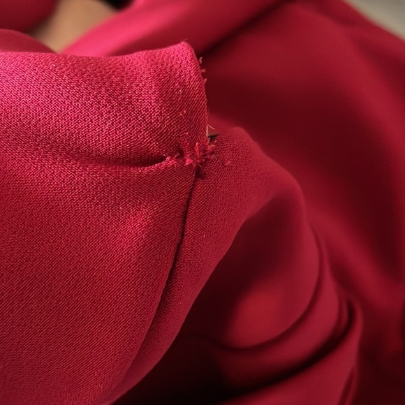 Shoshanna
Wells Gown - Picture 9 of 9